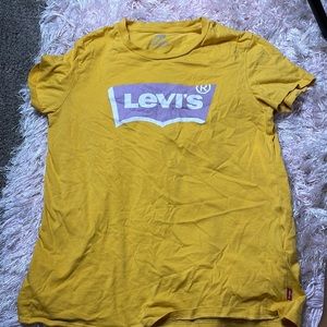 Mustard color Levi T-Shirt